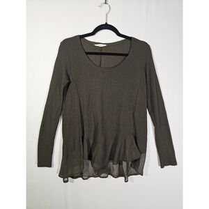 Boho Waffle Knit Sun & Shadow Ruffle Hem Top Womens Size Medium Olive Green